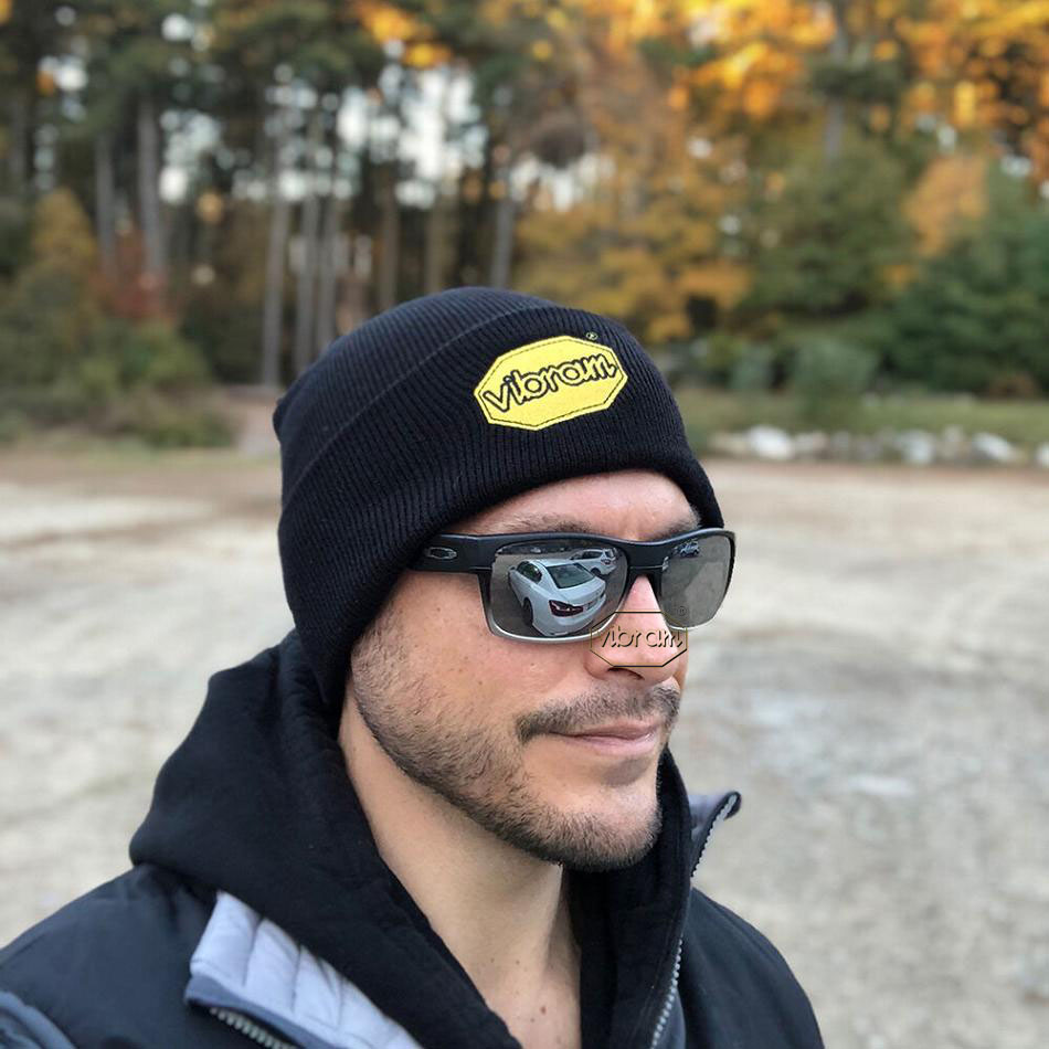 Men's Vibram Beanie Hats Black | CA_R97