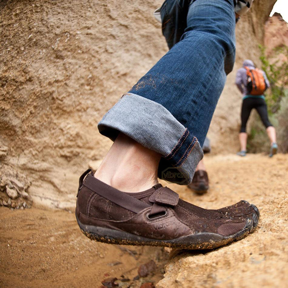 Women's Vibram KSO Trek Casual Shoes Brown | CA_H80